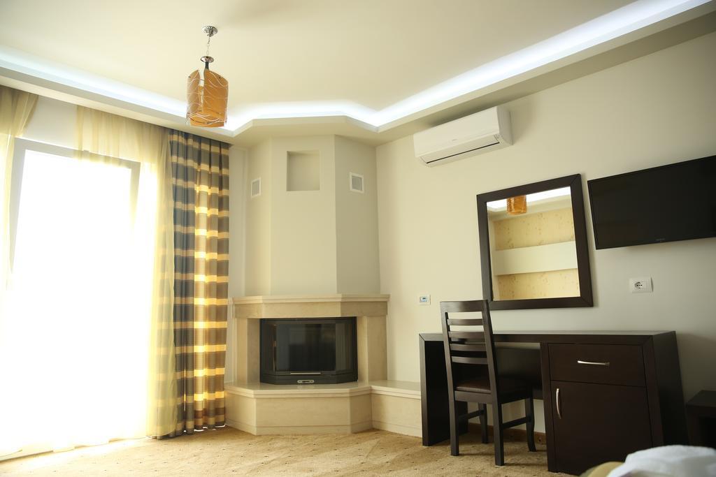 Hotel Pogradeci Room photo