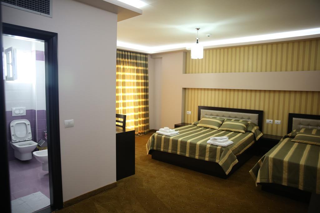 Hotel Pogradeci Room photo